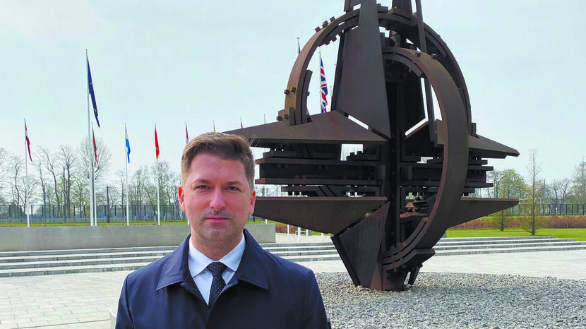 Sylwester Tułajew będzie ważnym oficerem łącznikowym w NATO