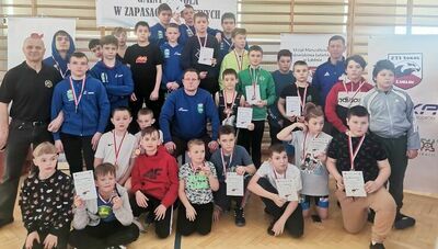 Zapaśnicy stylu klasycznego Cementu-Gryfa Chełm mieli powody do radości po występie w Kocudzy

