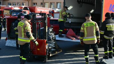 Strażacy z całej Polski zbierali sprzęt dla Ukraińców. Trafił do punktu w Zamościu