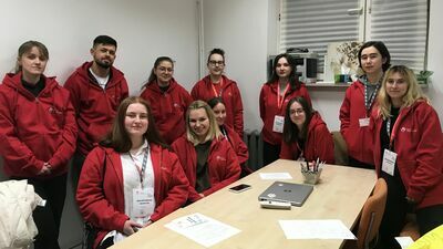 Teraz pomoc medyczna, a potem szukanie mieszkań i pracy. Centrum Wolontariatu w Lublinie wspiera uchodźców z Ukrainy