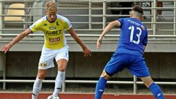 Adrian Dudziński zagrał w lidze trzy mecze i pół spotkania z Chojniczanką. I mimo że występuje na pozycji prawego obrońcy, to strzelił w tym czasie dwa gole