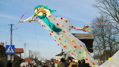 Marzanna przyjmuje różne formy. Ta sprzed kilku lat z gminy Jeziorany miał 12 metrów