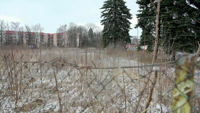 Jeżeli Rada Miasta zatwierdzi przygotowany w Urzędzie Miasta projekt nowego planu zagospodarowania terenu, nie będzie to oznaczać, że istniejące budynki będą musiały ustąpić miejsca nowym. Umożliwi jedynie ich ewentualną wymianę oraz pozwoli zabudować teren leżący dziś odłogiem