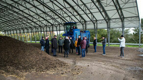 W dniach 21-22 października 2021 r. delegacja z gminy Niemce w ramach wizyty studyjnej zwiedziła trzy obiekty w Polsce zajmujące się zagospodarowywaniem i recyklingiem odpadów biodegradowalnych.