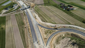 Budowa jednego z odcinków S19 Kraśnik - Lasy Janowskie (zdjęcie archiwalne)