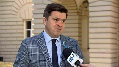 "COVID się nie skończył". Rzecznik Ministerstwa Zdrowia o zniesieniu obowiązku noszenia maseczek