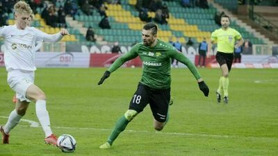 Bartosz Śpiączka, wrócił do treningów z drużyną i powinien być gotowy do gry przeciwko Pogoni Szczecin

