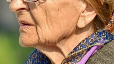 Kraśnik. Pierwsze 30 tys. zł zostawiła na śmietniku. Drugie wyrzuciła przez balkon