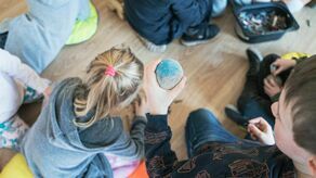 Warsztaty dla dzieci w Galerii Labirynt z tłumaczeniem na język ukraiński