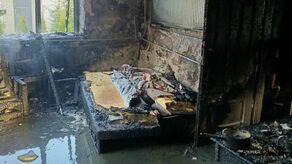 Strażacy walczyli z ogniem przez 3.5 godziny. W domu znaleźli ciało starszego mężczyzny