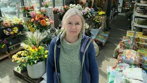 Są takie mody. I to nie są trendy trwające przez jeden sezon, ale utrzymujące się kilka lat. Teraz tak jest z trawami ozdobnymi: wysokimi, szumiącymi, kwitnącymi – mówi Urszula Śnieżek