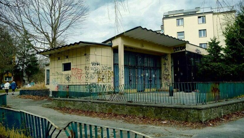 Zdaniem konserwatora zabytków, nadbudowa obiektu popsułaby krajobraz modernistycznego osiedla