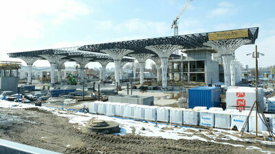 Budowa dworca ma się zakończyć w zimie, a obiekt powinien być gotowy do użytkowania wiosną przyszłego roku
