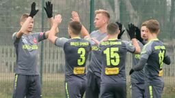 Orlęta Spomlek – Korona Rzeszów 4:2. Źle zaczęli, dużo lepiej skończyli