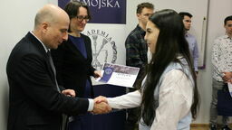 Justyna Romanowska z zamojskiego Społeczniaka była jedyną reprezentantką płci pięknej w pierwszej dziesiątce najlepszych matematyków. Poradziła sobie z "królową nauk" lepiej niż jej rówieśnicy.