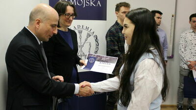 Justyna Romanowska z zamojskiego Społeczniaka była jedyną reprezentantką płci pięknej w pierwszej dziesiątce najlepszych matematyków. Poradziła sobie z "królową nauk" lepiej niż jej rówieśnicy.