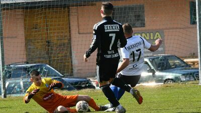 Błękitni Obsza pokonali na wyjeździe Omegę Stary Zamość

