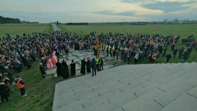 Tłumy na wyjątkowej drodze krzyżowej w Lublinie. Wielka modlitwa o pokój