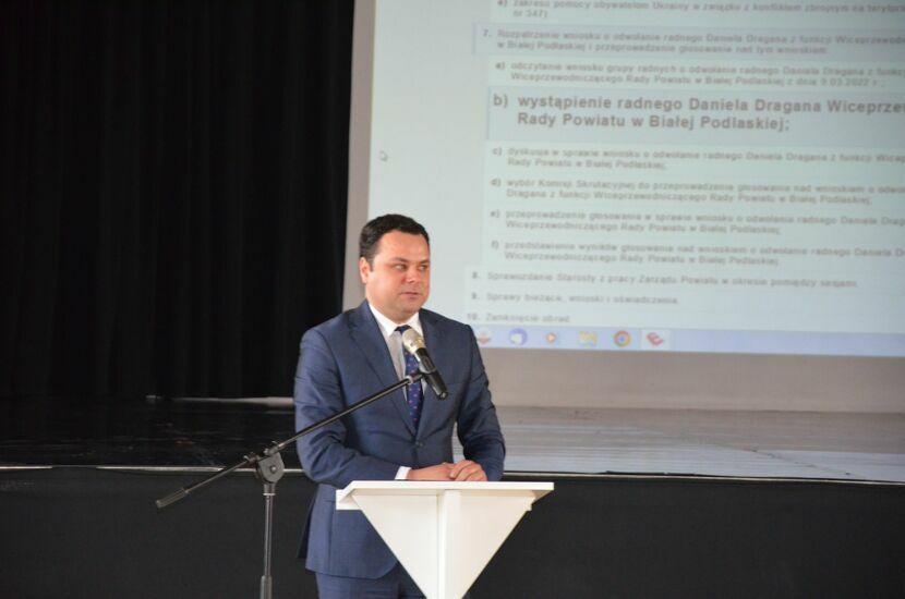 Radni PiS po raz drugi wnioskowali o odwołanie Daniela Dragana (na zdjęciu) z funkcji wiceprzewodniczącego rady powiatu bialskiego