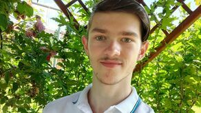 Piotrek zapewnia, że nie jest nikim wyjątkowym, jego rodzice również nie traktują go jak geniusza, ale po prostu swoje dziecko, które wspierają w jego marzeniach i planach.