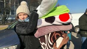 Miasto i jego mieszkańcy ruszyli z pomocą już w pierwszym dniu wojny. Do punktu odpoczynku przy Krytej Pływalni, a później punktu recepcyjnego, zamościanie zwozili mnóstwo darów