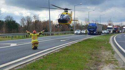 Śmigłowiec lądował na obwodnicy Lubartowa. Cztery osoby w szpitalu