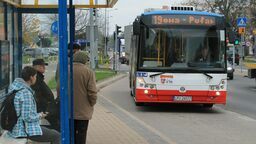 W Puławach uchodźcy z Ukrainy dłużej będą jeździć bezpłatnie autobusami