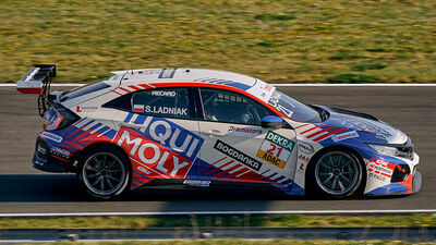 Szymon Ładniak potwierdził przynależność do ścisłej czołówki serii ADAC TCR Germany