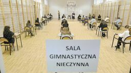 Mali uchodźcy mogą liczyć na ułatwienia – zadania w arkuszach napisane będą w języku ukraińskim. Będą też mieli możliwość korzystania ze słownika