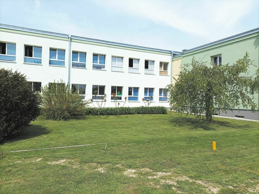 Szkoła w Niezabitowie będzie miała w sąsiedztwie salę sportową