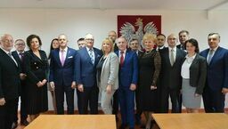 Radni powiatu ryckiego w swojej uchwale o powstrzymaniu ideologii LGBT mówili o homoterrorze i homopropagandzie