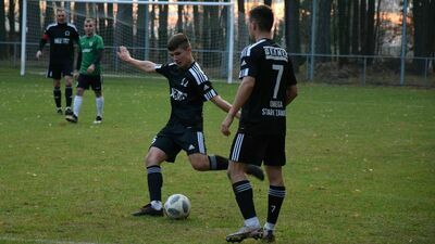 Omega Stary Zamość mimo porażki w ostatniej kolejce wciąż jest liderem, ale margines błędu ma już znikomy

