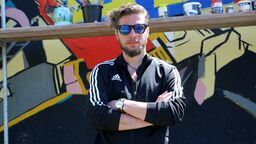 Fiński profesor, amerykański muzyk, kazimierski artysta. Różne wcielenia Michała Stachyry