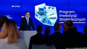 O przyznanych dotacjach mówił w poniedziałek premier