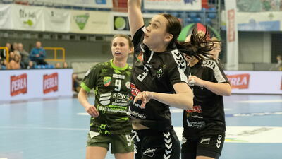 MKS FunFloor Perła gra u siebie z Piotrcovią. Zwycięstwo nie wystarczy