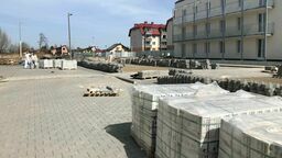 Bloki już stoją, mieszkania mają być oddane jesienią.