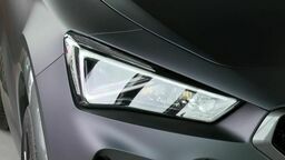 Samochody coraz bardziej drożeją. Na nowe auta trzeba czekać nawet rok