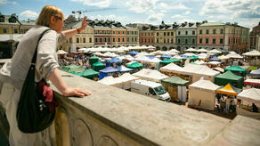 Imprezy artystyczne są planowane na popołudnia 4 i 5 czerwca, ale handel będzie na Rynku Wielkim w Zamościu kwitł już od rana.