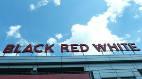 Salon Black Red White w Lublinie