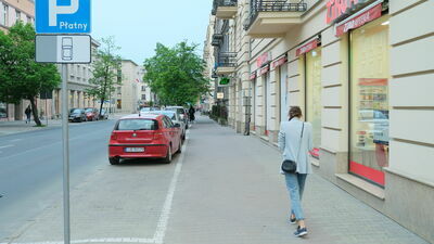 Ratusz zakłada, że miejsca parkingowe zostaną przeniesione na jezdnię