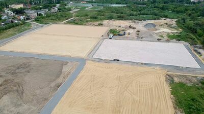Boiska powstają na części terenu użytkowanego wcześniej przez Lubelski Klub Jeździecki