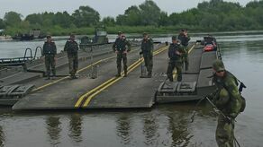 Wojskowe ćwiczenia w okolicach Dęblina