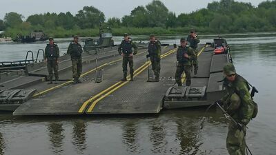 Wojskowe ćwiczenia w okolicach Dęblina