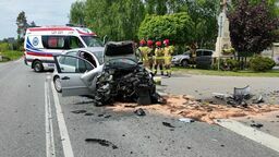 W szpitalu zmarła pasażerka. Zarzuty dla sprawcy wypadku