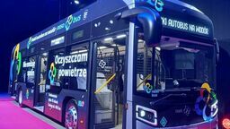 Autobus marki NesoBus miał swoją premierę w poniedziałek w Warszawie 