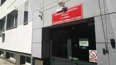 „Budzące niepokój nieprawidłowości” mają trwać od co najmniej 10 lat” – napisali w anonimowym piśmie (podpisanym Pracownicy Laboratorium Kryminalistycznego Policji KWP w Lublinie) skierowanym w listopadzie ubiegłego roku do Zbigniewa Ziobry, komendanta Biura Spraw Wewnętrznych Policji, Komendanta Głównego Policji, MSWiA i Prokuratury Krajowej