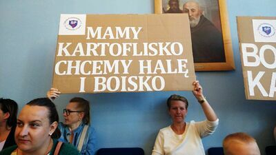 Przeciwko planom prezydenta Puław protestują rodzice uczniów z SP 3