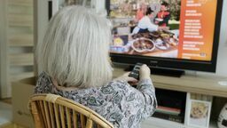 Wzięła rządową dopłatę do telewizora, a teraz musi się tłumaczyć przed ministrem