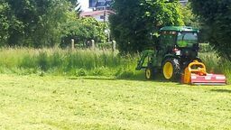 Lublin: Były kwiaty oraz bąki, była łąka... nie ma łąki