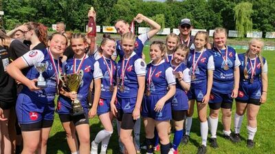 Amazonki Budowlani Lublin wywalczyły brązowe medale mistrzostw Polski kobiet U 16 w Rugby 7

